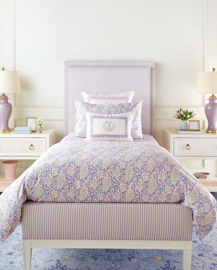 We have rounded up an array of interior designs inspired by the color purple that will have you ready to pick up a paintbrush immediately.